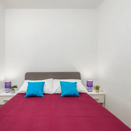 Lucano 2365 דירה Valbandon
